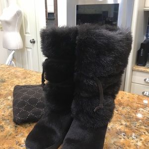 COPY - Oscar brown faux fur ski boots
